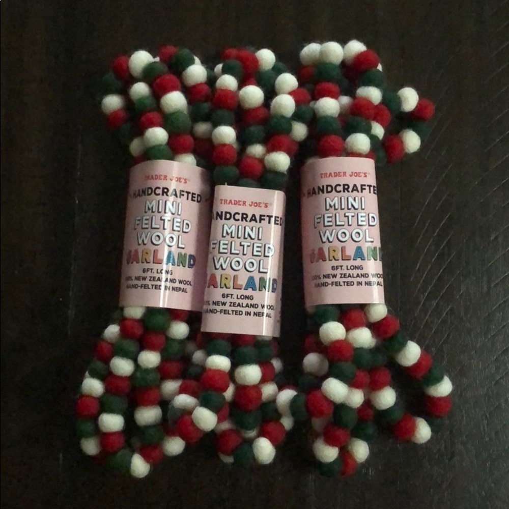 Trader Joe’s Mini Felt Wool Christmas Garland, 6ft